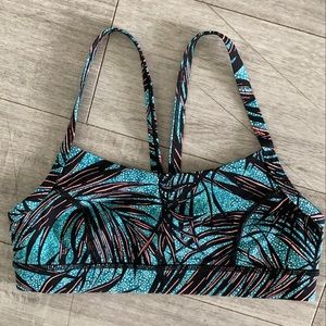 Sports bra